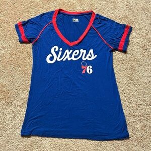 Women’s Sixers Tee
